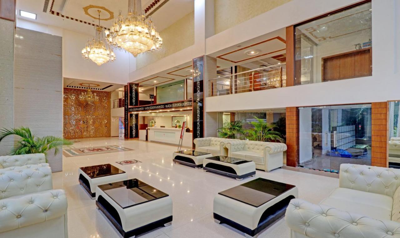 Готель Treebo Premium Pearl Avenue, Ring Road Деградун Екстер'єр фото